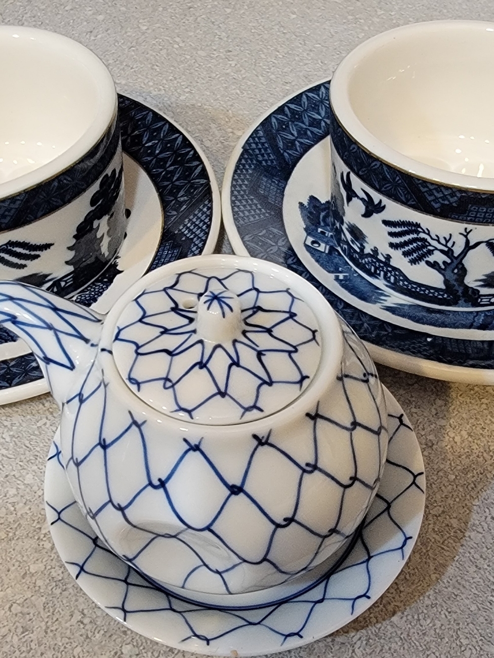 Blue and White Porcelain Tea Set - Floral & Net Pattern